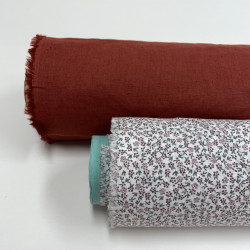 Voile di cotone Bio, Bianco con Fioriellini Viola e Rosa a Cigliegia