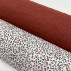 Voile di cotone Bio, Bianco con Fioriellini Rossi e Rosa a Cigliegia