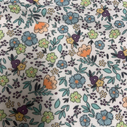 Voile di cotone Bio, Bianco con Fiori Celesti, Arancioni e Gialli e Foglie Verdi