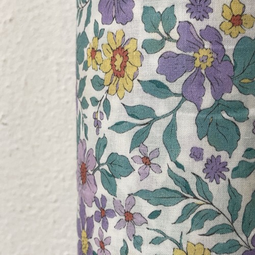 Cotone Stampato, Fiori Viola e Gialli con...