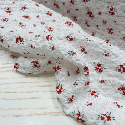 Cotone Goffrato Floreale, Bianco con Fiori Rossi