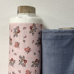 Flanella di cotone Bio, Base Rosa Chiaro con fiori colorati