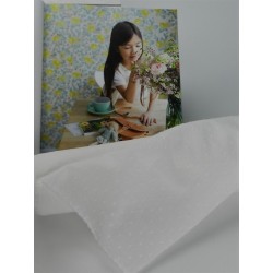 Plumeti Cotton Liso con  ricamo in rilevo, Bianco