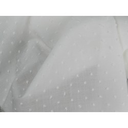 Plumeti Cotton Liso con  ricamo in rilevo, Bianco