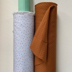 Flanella di cotone Bio, Celeste, Fiori Gialli e Pois Rossi