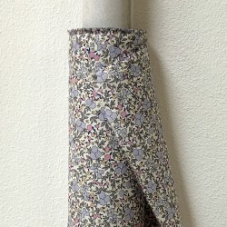 Voile di cotone Bio, Bianco con Fiori Celesti,Rosa e Gialli