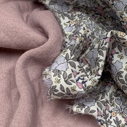 Voile di cotone Bio, Bianco con Fiori Celesti,Rosa e Gialli